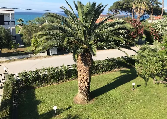 Diamantis Apartman *